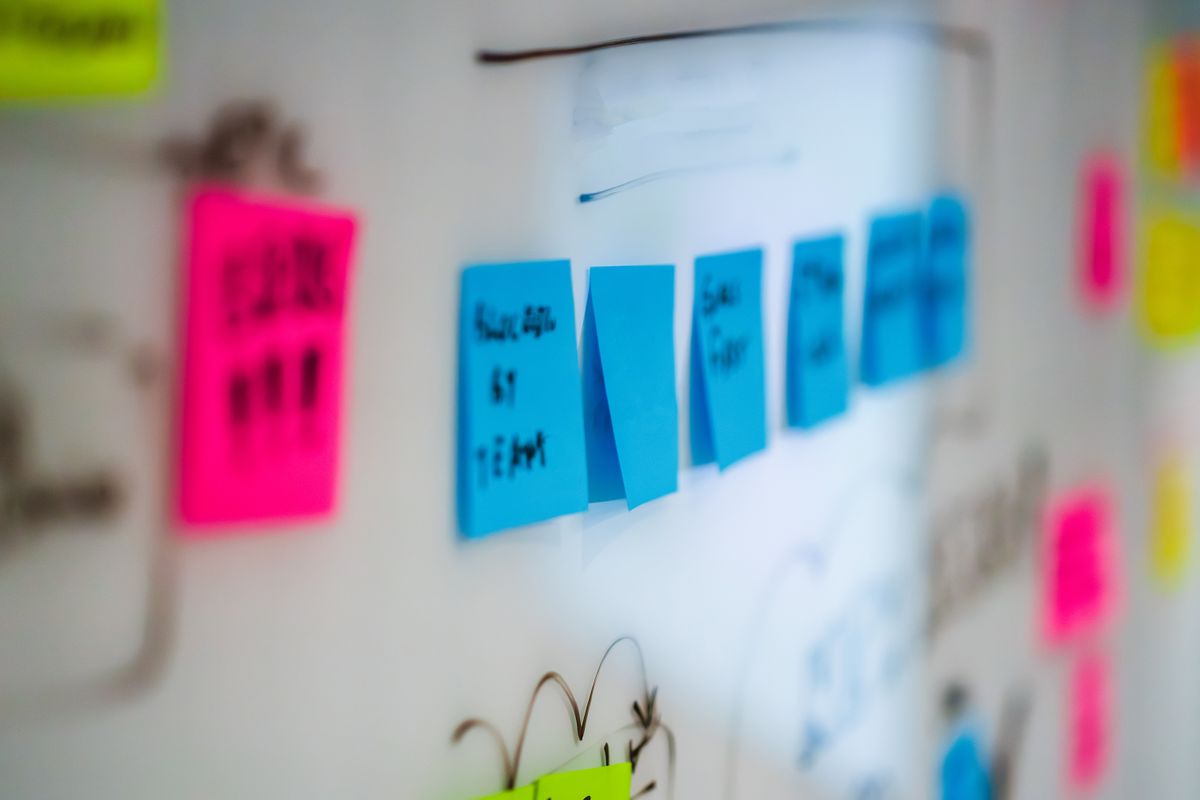 Ressourcenplanung per Drag & Drop: Aufgaben nach Skill und Verfügbarkeit verteilen