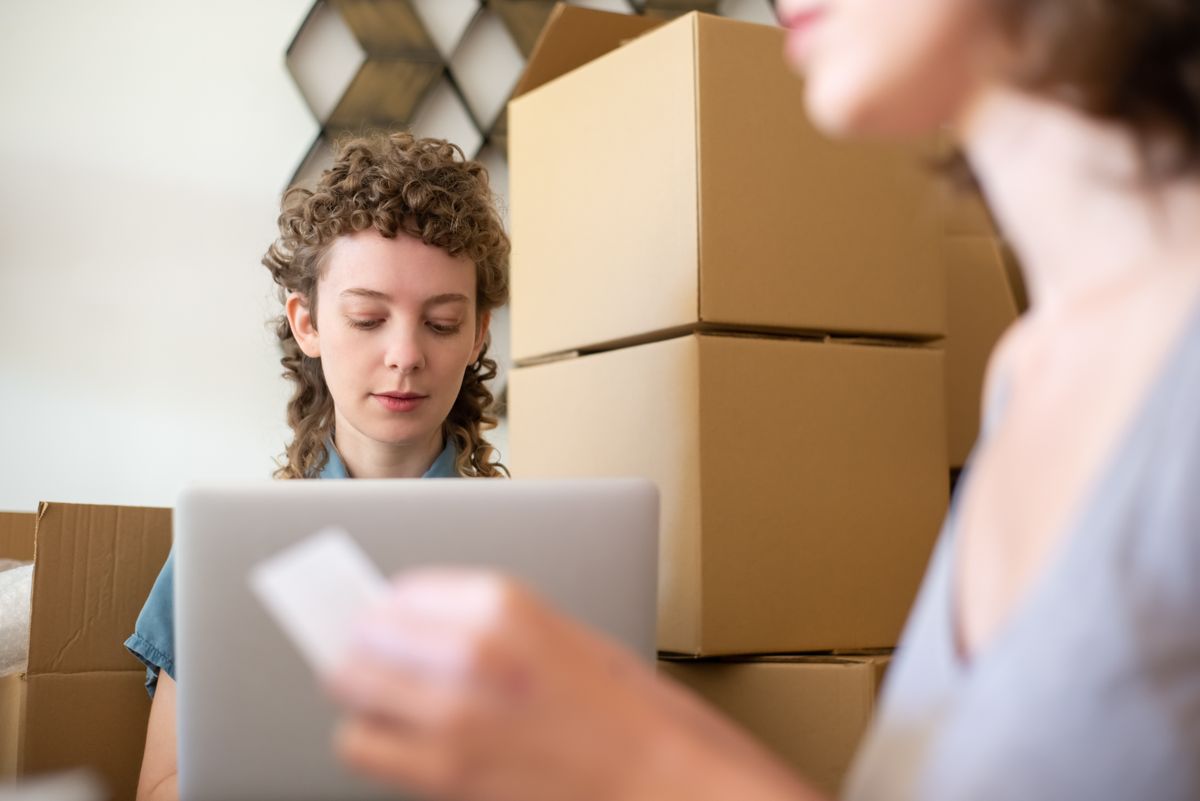Vom Webshop zur Rechnung: wie Shop-Bestellungen direkt in die Buchhaltung fließen